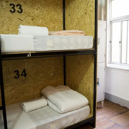 Aykibom Albergue *