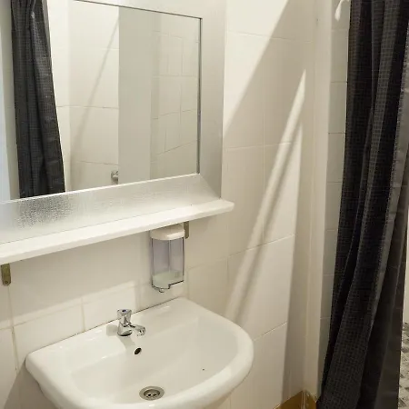 Hostal Aykibom